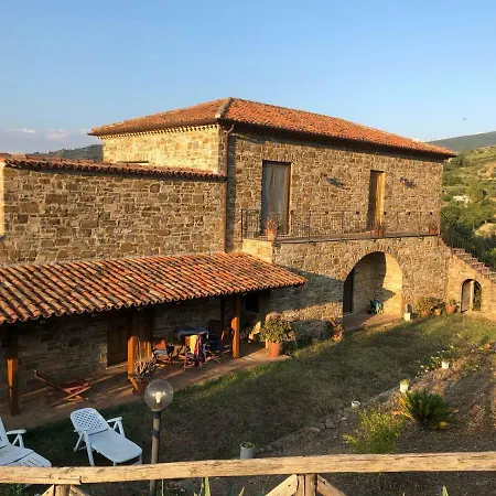 Il Mandorlo Casa de Férias Perdifumo