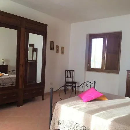 Il Mandorlo Casa de Férias *